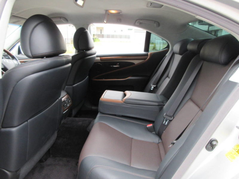 レクサスLS460画像9