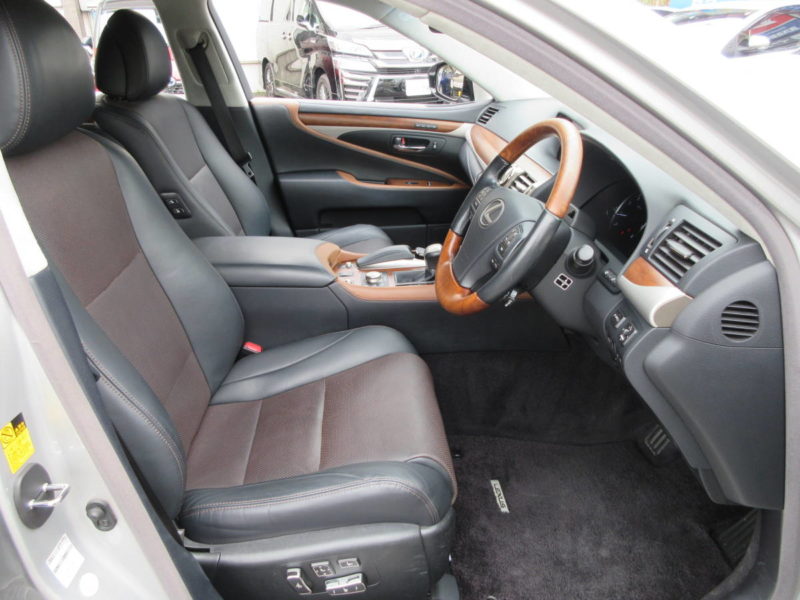 レクサスLS460画像3