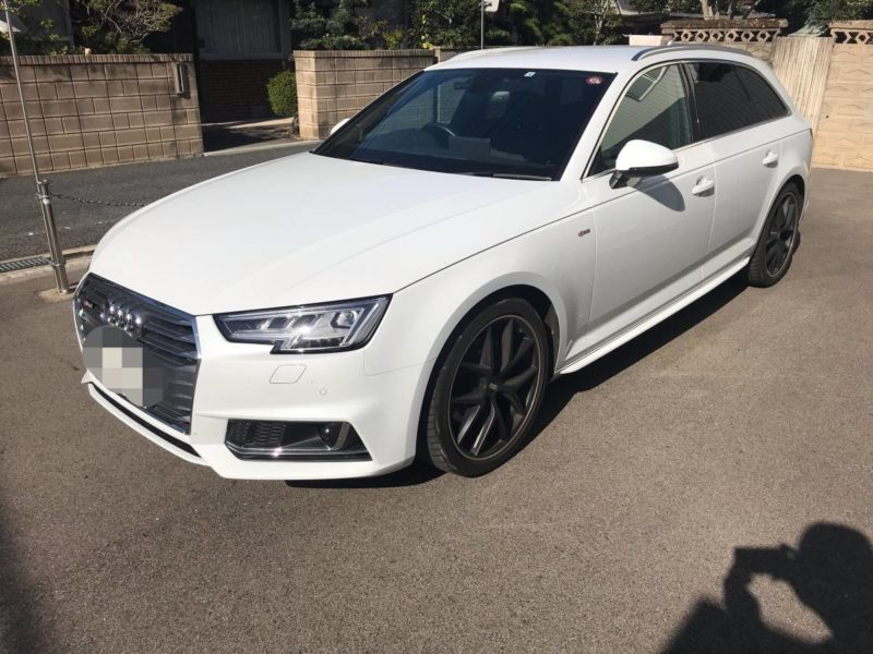 AUDI A4 AVANT Sライン画像3