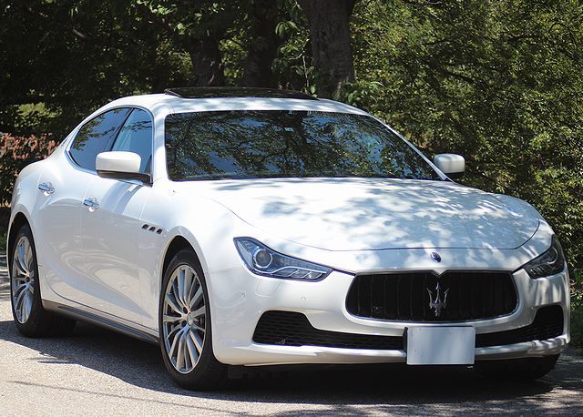 マセラティ ギブリ S/ホワイト画像0