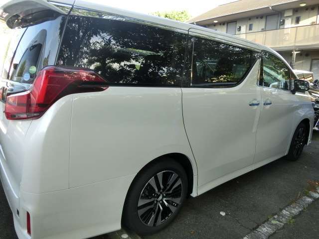 アルファード画像7