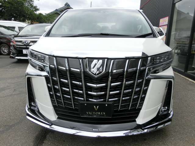 アルファード画像1