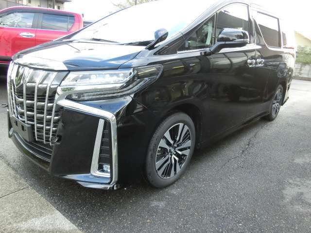 アルファード画像2