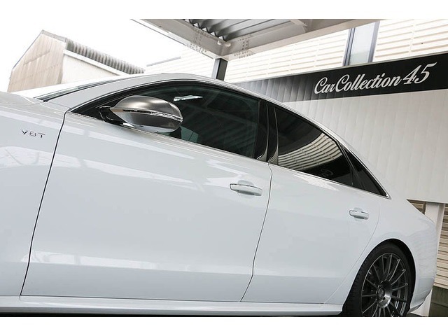 アウディ S8 TFSIクワトロ☆Audiプレセンスパッケージ☆OZ21inAW☆サンルーフ☆黒革☆ACC☆全方位カメラ画像2