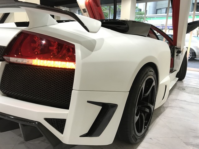 ランボルギーニ ムルシエラゴ画像4