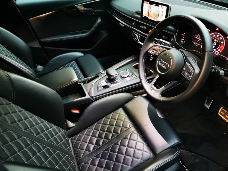 アウディS4 委託販売!激安!画像4