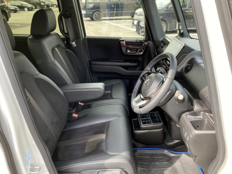 Nボックスカスタム GLターボ ホンダセンシング ★新車同等 ★令和元年式 ★フルオプ ★純正9インチナビ ★大人気車 ★オリピ白ナン ★税金完納 ★国内最安値画像2