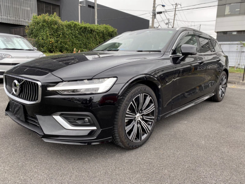 ボルボV60 T5インスクリプション★新車同様★走行0.6万k★フルオプ★黒本革★ハイグレード★LED★国内最安値画像0