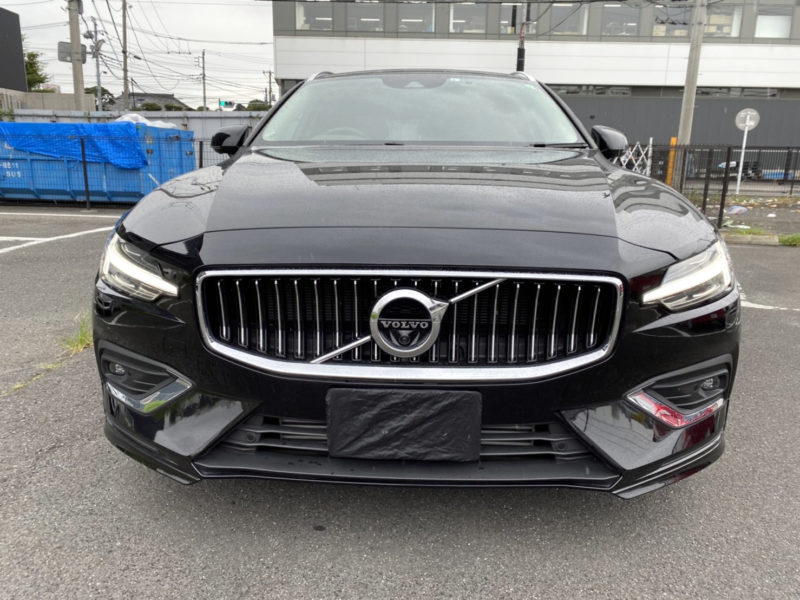 ボルボV60 T5インスクリプション★新車同様★走行0.6万k★フルオプ★黒本革★ハイグレード★LED★国内最安値画像2