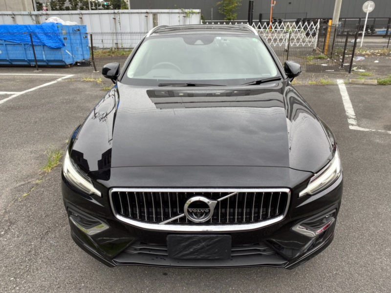 ボルボV60 T5インスクリプション★新車同様★走行0.6万k★フルオプ★黒本革★ハイグレード★LED★国内最安値画像3