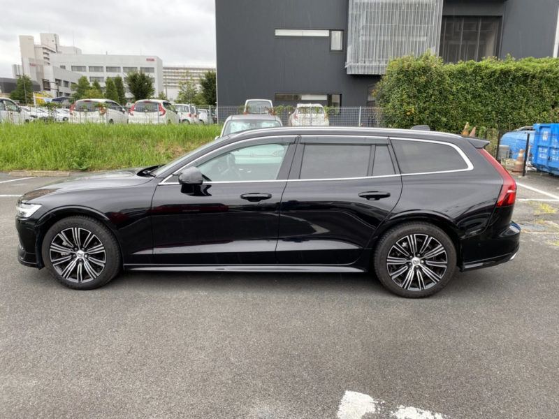 ボルボV60 T5インスクリプション★新車同様★走行0.6万k★フルオプ★黒本革★ハイグレード★LED★国内最安値画像6