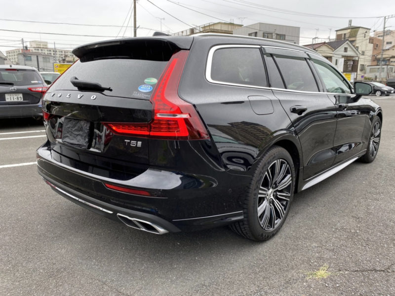ボルボV60 T5インスクリプション★新車同様★走行0.6万k★フルオプ★黒本革★ハイグレード★LED★国内最安値画像8