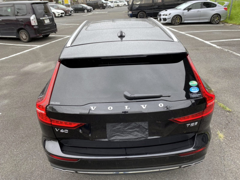 ボルボV60 T5インスクリプション★新車同様★走行0.6万k★フルオプ★黒本革★ハイグレード★LED★国内最安値画像10