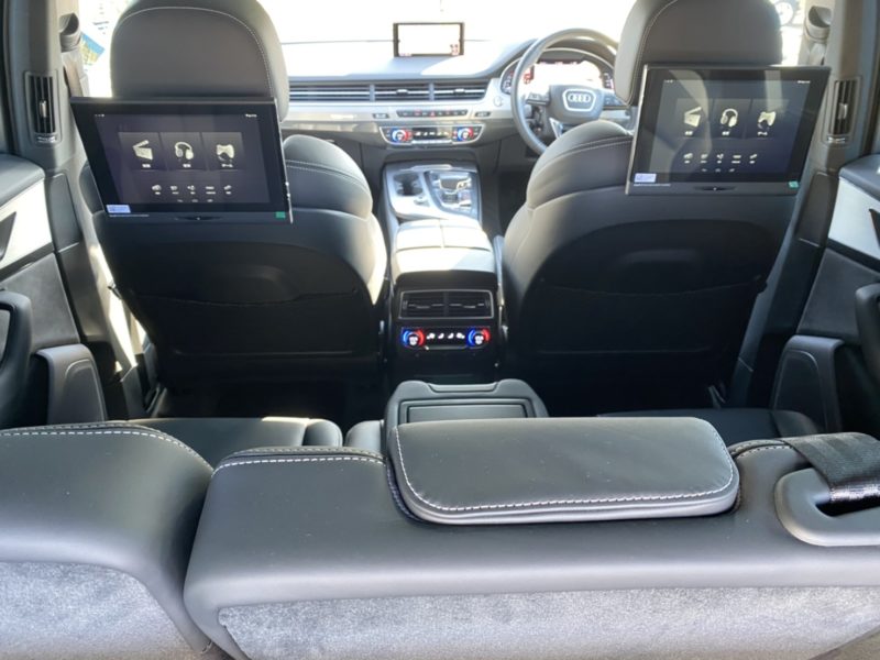 アウディQ7 3.0TFSIクワトロ アダプティブエアサスサスペンション仕様Sラインパッケージ ★極上車 ★人気の法人車★大人気★LED★後席モニター★ワンオーナー★特別仕様車★車検ロング★国内最安値画像18