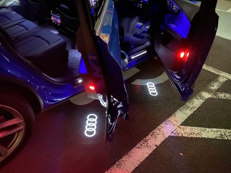 アウディQ7 3.0TFSIクワトロ アダプティブエアサスサスペンション仕様Sラインパッケージ ★極上車 ★人気の法人車★大人気★LED★後席モニター★ワンオーナー★特別仕様車★車検ロング★国内最安値画像20