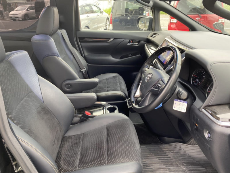 ヴェルファイア2.5 ZAエディション特別仕様車ゴールデンアイズ★絶好調★ダブルサンルーフ★アルパイン10インチナビ★後席モニター★LED★両側電動スライド★税金完納★走行1.8★国内最安値画像12