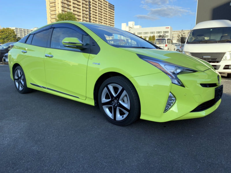 プリウスA ツーリングセレクション★大人気★税金完納★超極上車★走行0.6万k ★ボディーカバー保管★フルオプ★国内最安値画像1