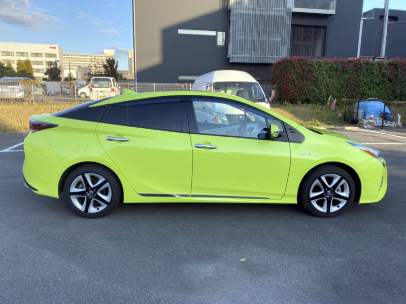 プリウスA ツーリングセレクション★大人気★税金完納★超極上車★走行0.6万k ★ボディーカバー保管★フルオプ★国内最安値画像8