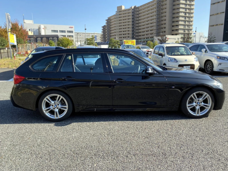 BMW318iツーリングワゴンMスポーツ★走行0.7万k ★超極上★車検ロング★税金完納★LED★Mスポ★装備充実★コーティング済★新車並の輝き★国内最安値画像9
