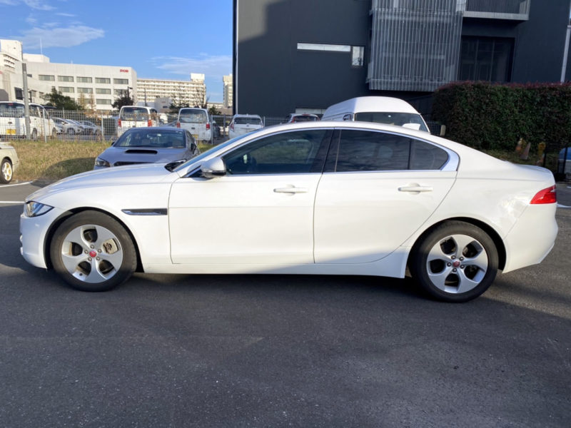 ジャガーXE 2.0t プレステージ★極良極美★車検ロング★走行1.8万k ★ディーラー認定中古車★装備充実★国内最安値画像7