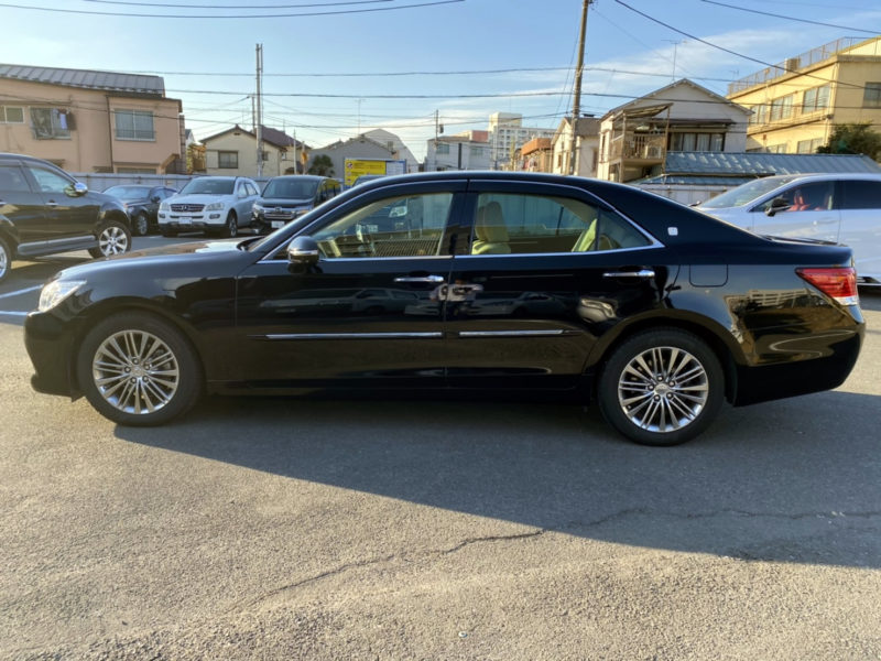 クラウンロイヤル2.5 ロイヤルサルーン★極上車★税金完納★走行中TV視聴★大人気セダン★ナンバー神奈川県内★ディーラー認定中古車画像9