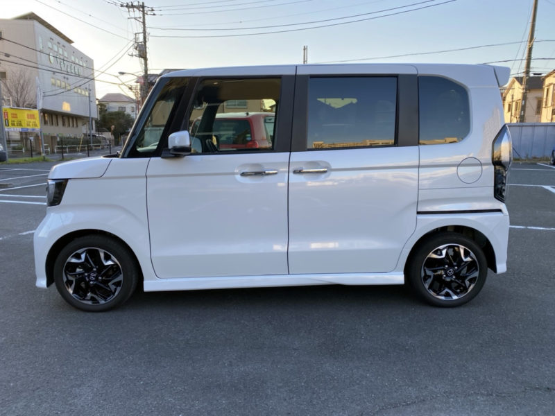 Nボックスカスタム GLターボ ホンダセンシング★新車購入後まだ3ヶ月!★走行距離なんと0.1万k★もちろんギス凹みも無し画像5