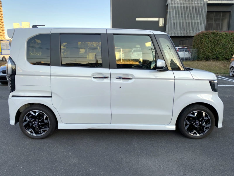 Nボックスカスタム GLターボ ホンダセンシング★新車購入後まだ3ヶ月!★走行距離なんと0.1万k★もちろんギス凹みも無し画像6