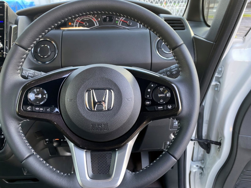 Nボックスカスタム GLターボ ホンダセンシング★新車購入後まだ3ヶ月!★走行距離なんと0.1万k★もちろんギス凹みも無し画像17