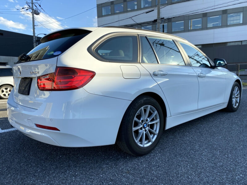 BMW 320i ツーリング★大人気車★走行2.6万k ★絶好調★税金完納★国内最安値★価格交渉可画像4