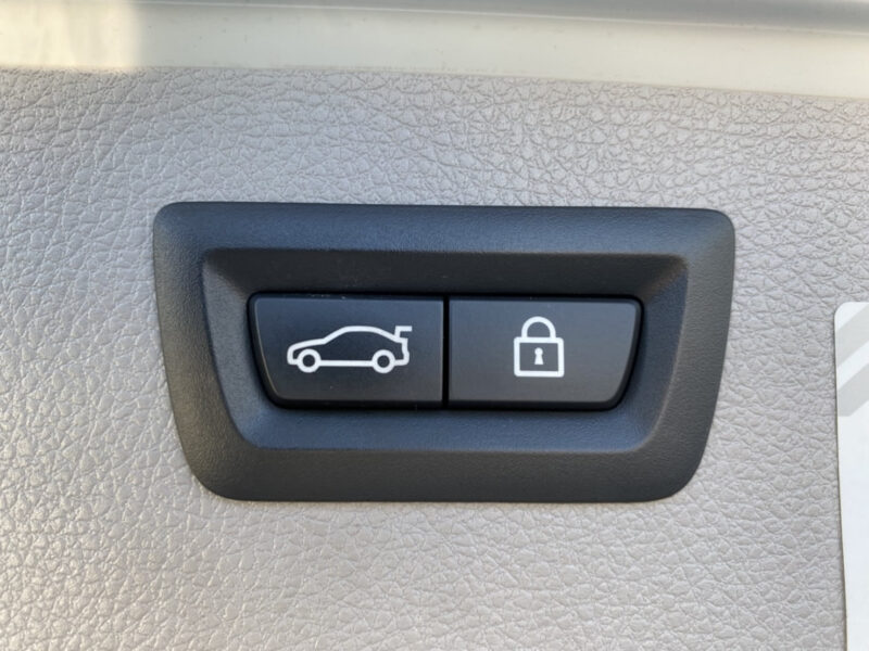 BMW 320i ツーリング★大人気車★走行2.6万k ★絶好調★税金完納★国内最安値★価格交渉可画像15