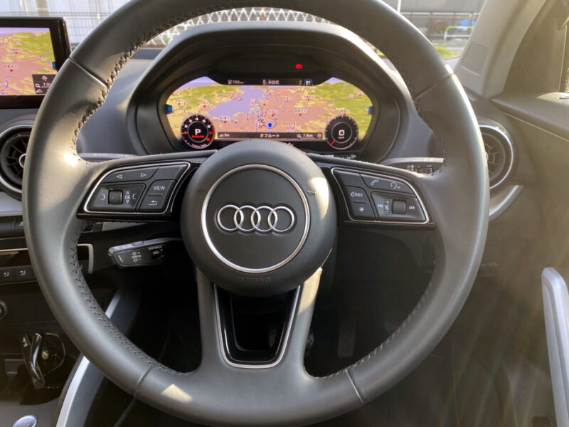 アウディQ2 30TFSIスポーツ★新車並★極良極美★フルオプ★車検ロング★国内最安値画像13