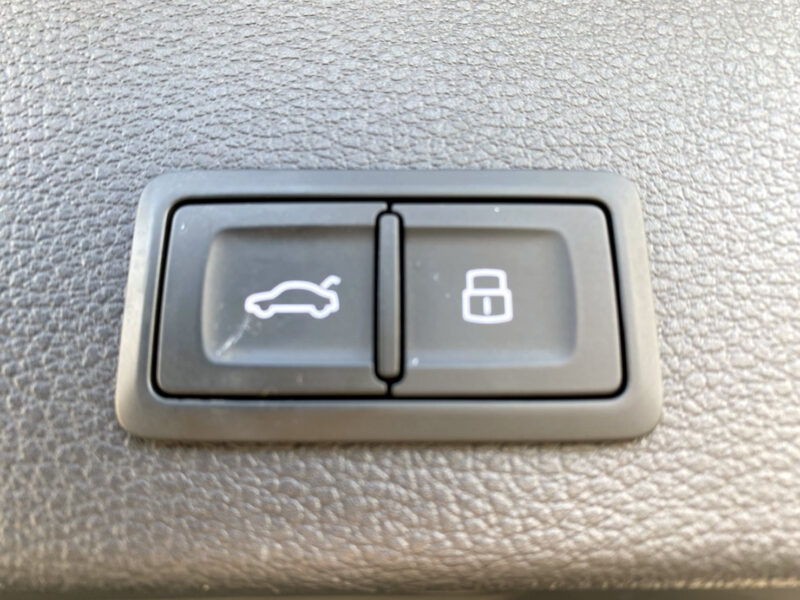 アウディQ2 30TFSIスポーツ★新車並★極良極美★フルオプ★車検ロング★国内最安値画像16