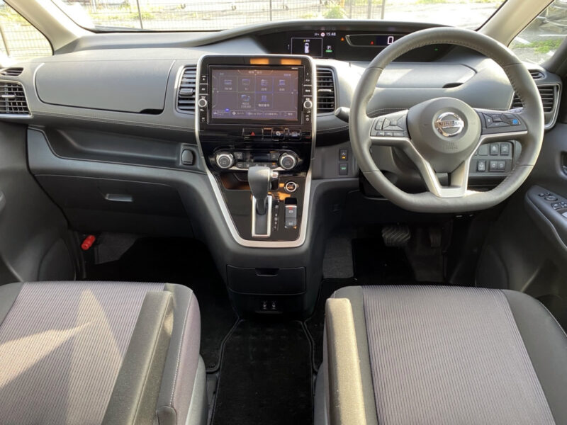 セレナ Sハイブリッド ハイウェイスター VセレクションI I ★走行0.4万k★極良極美★禁煙車★両側電動スライド★全方位カメラ★国内最安値画像10