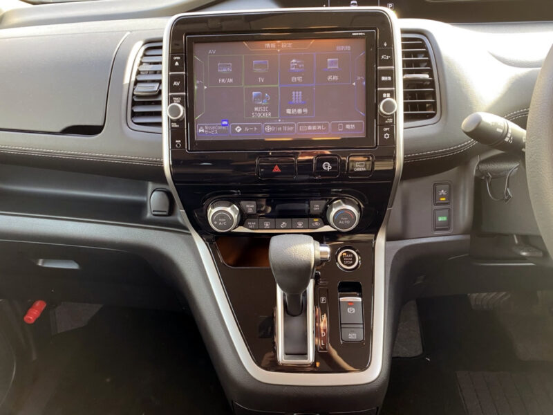 セレナ Sハイブリッド ハイウェイスター VセレクションI I ★走行0.4万k★極良極美★禁煙車★両側電動スライド★全方位カメラ★国内最安値画像11