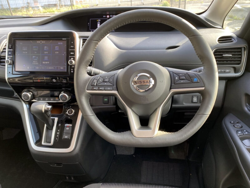 セレナ Sハイブリッド ハイウェイスター VセレクションI I ★走行0.4万k★極良極美★禁煙車★両側電動スライド★全方位カメラ★国内最安値画像12