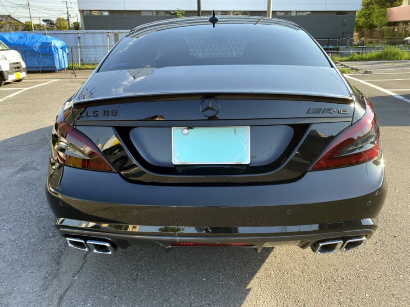 AMG CLS63 ★カーボンスポイラー ★カーボンリアスポイラー ★カーボンサイドミラー ★VOSSEN20インチ60万以上 ★スモークテール ★サンルーフ ★カスタム多数 ★絶好調 ★極上車 ★国内最安値画像7