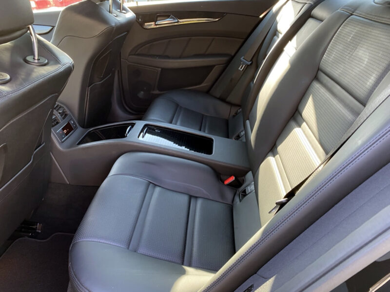 AMG CLS63 ★カーボンスポイラー ★カーボンリアスポイラー ★カーボンサイドミラー ★VOSSEN20インチ60万以上 ★スモークテール ★サンルーフ ★カスタム多数 ★絶好調 ★極上車 ★国内最安値画像12