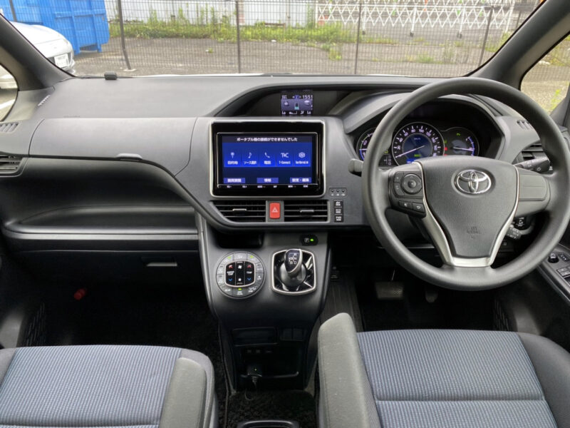 ヴォクシー ハイブリッドX★令和2年式★極上極良★税金完納★両側電動スライド★車検ロング★ドラレコ★大人気ハイブリッド★国内最安値画像12