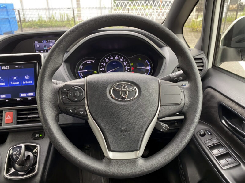 ヴォクシー ハイブリッドX★令和2年式★極上極良★税金完納★両側電動スライド★車検ロング★ドラレコ★大人気ハイブリッド★国内最安値画像16