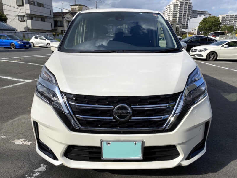 セレナ2.0S★走行0.6万k★絶好調★サイドカメラ★バックカメラ★税金完納★車検ロング★国内最安値画像2