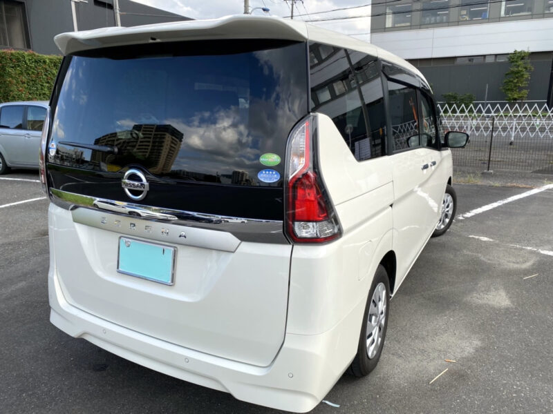 セレナ2.0S★走行0.6万k★絶好調★サイドカメラ★バックカメラ★税金完納★車検ロング★国内最安値画像7