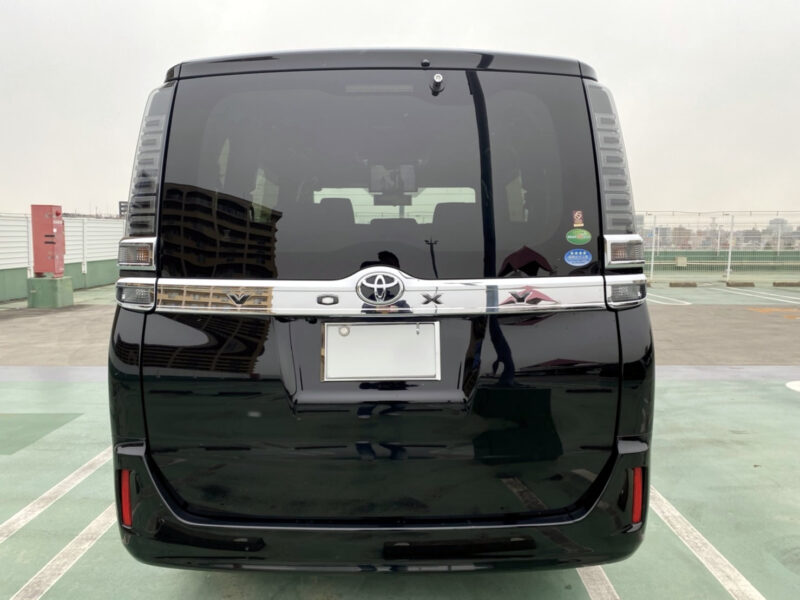 ヴォクシー 2.0 V★税金完納★アルパイン11ナビ★アルパイン後席モニター★シートヒーター★両側電動スライド★タイヤばり山★社外アルミ★大人気★国内最安値画像8