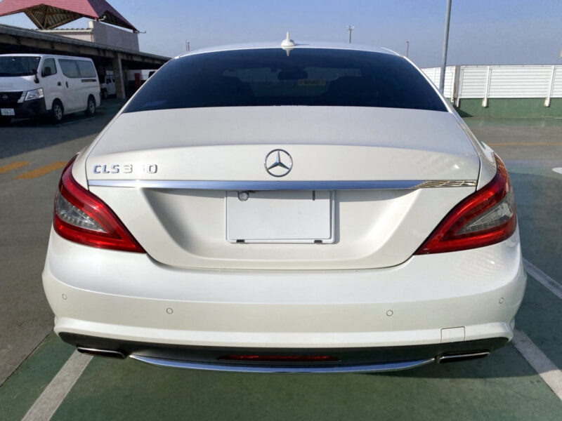 CLS350ブルーエフィシェンシAMGスポーツPKG★サンルーフ★極美★税金完納★黒レザー★車検ロング★大人気★国内最安値画像8