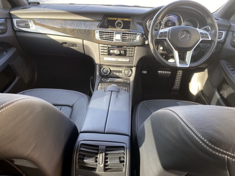 CLS350ブルーエフィシェンシAMGスポーツPKG★サンルーフ★極美★税金完納★黒レザー★車検ロング★大人気★国内最安値画像12