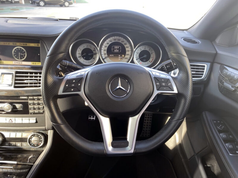 CLS350ブルーエフィシェンシAMGスポーツPKG★サンルーフ★極美★税金完納★黒レザー★車検ロング★大人気★国内最安値画像14