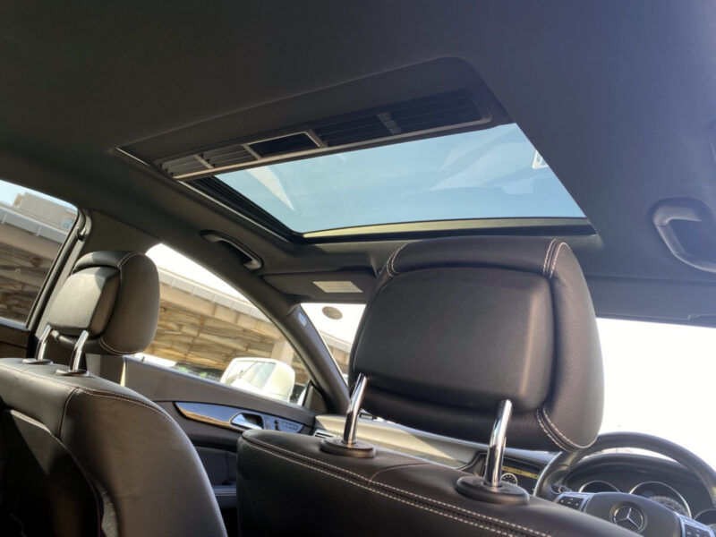 CLS350ブルーエフィシェンシAMGスポーツPKG★サンルーフ★極美★税金完納★黒レザー★車検ロング★大人気★国内最安値画像15