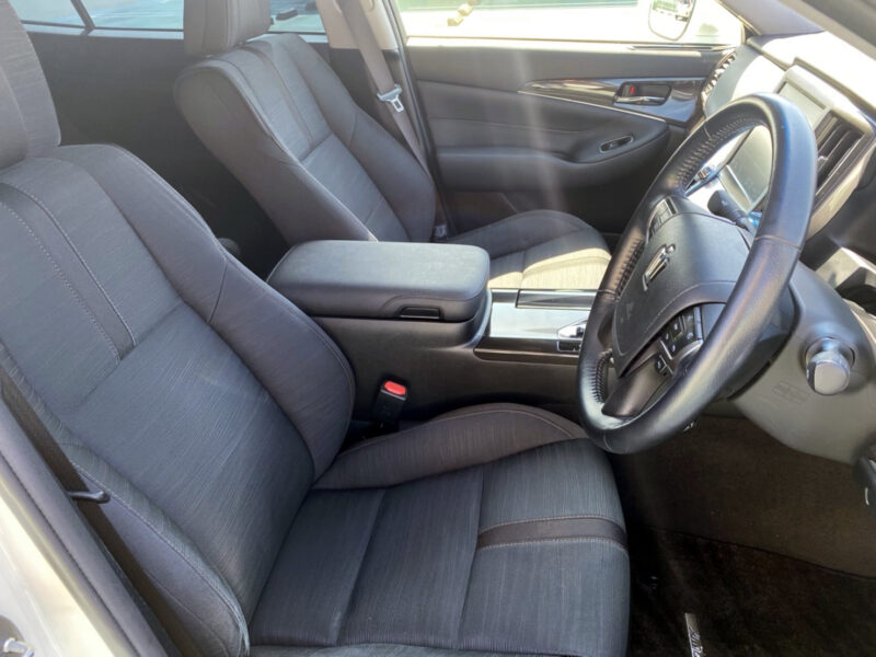 クラウンアスリート ハイブリッド アスリートS★大人気セダン★サンルーフ★税金完納★走行4万k★ハイブリッド★国内最安値画像10