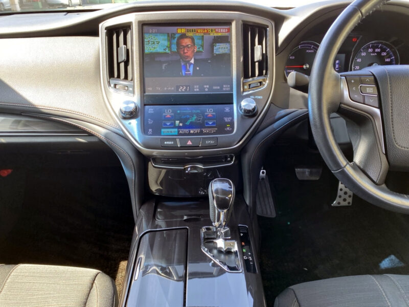 クラウンアスリート ハイブリッド アスリートS★大人気セダン★サンルーフ★税金完納★走行4万k★ハイブリッド★国内最安値画像14