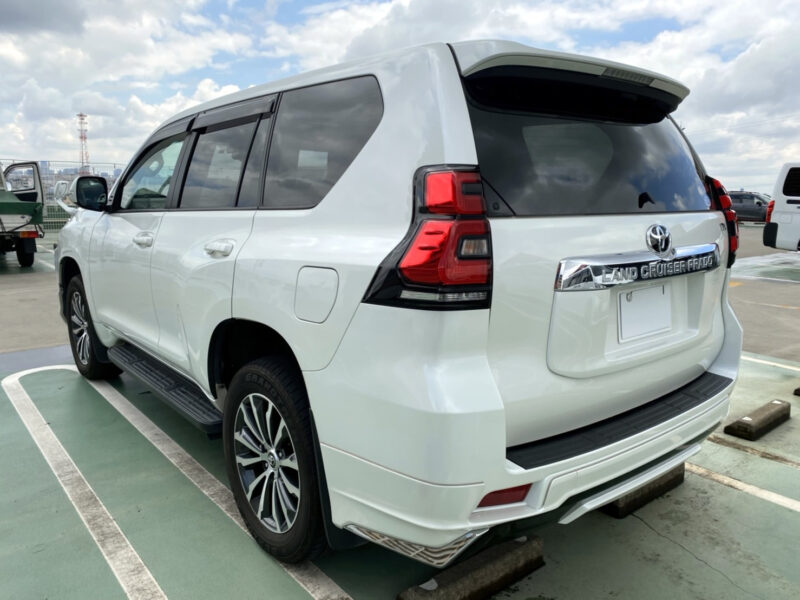 ランドクルーザー プラド TX Lパッケージ モデリスタ★皮シート★サンルーフ★7人乗り★モデリスタエアロ★アルミホイル★絶好調★大人気★国内最安値画像7