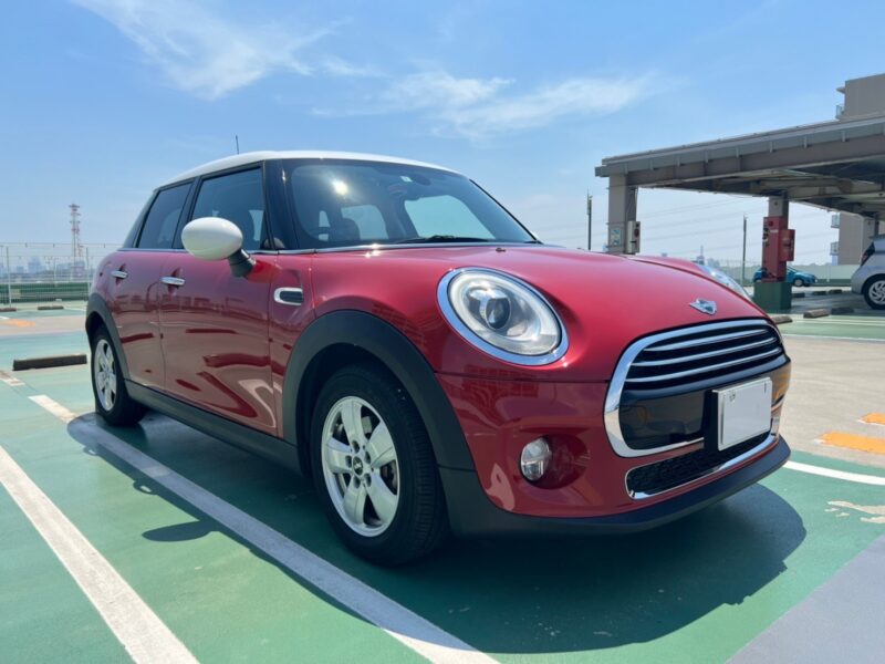 ミニ クーパーD 5ドア セブン ★極良極美 ★税金完納 ★ディーゼル ★禁煙車 ★国内最安値画像1